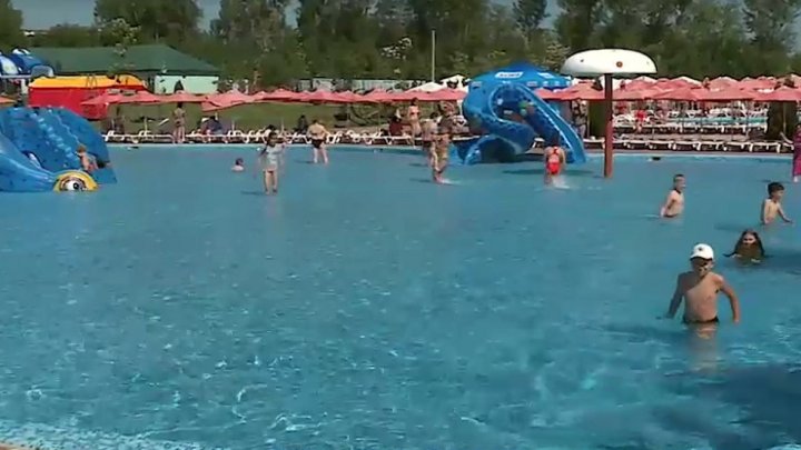 International Children's Day 2018: Pools from Capital are very crowded. Don't miss the fun