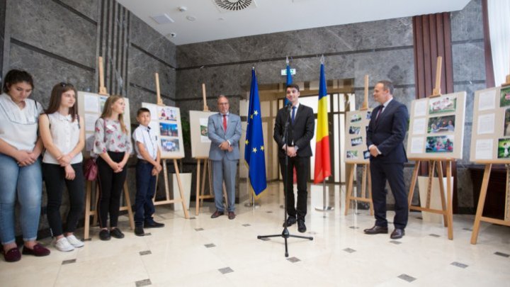 38 pupils from Moldova, passionate about photography, awarded by Andrian Candu