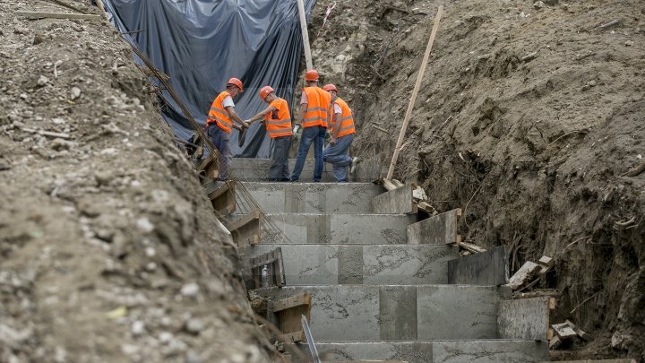 The renovation work of the stairs from Valea Morilor park is ongoing. Project costs 920 thousand Euro