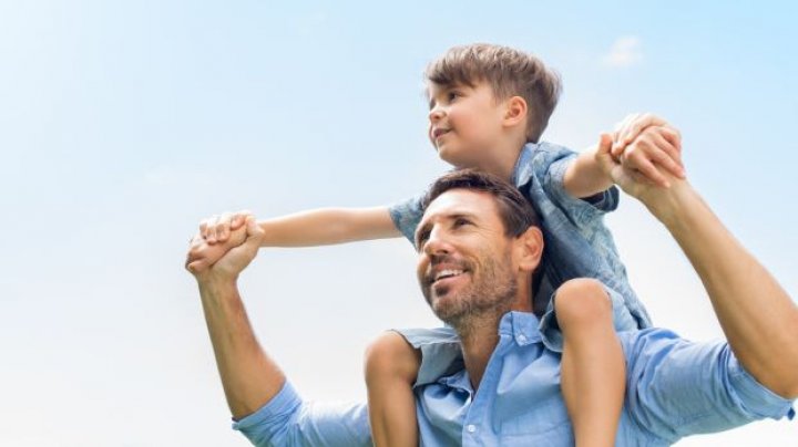 Dozens of men attend International Day of the Father with their children 