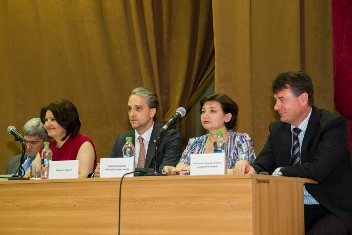 First Joint Meeting CPA and LPA. Government visit Făleşti district 