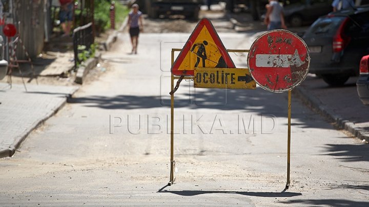 Attention Drivers! Traffic on a street from Capital will be suspended