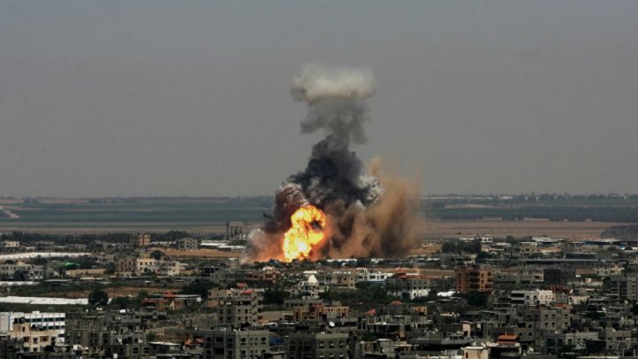 Israel strikes Hamas after rocket attacks from Gaza