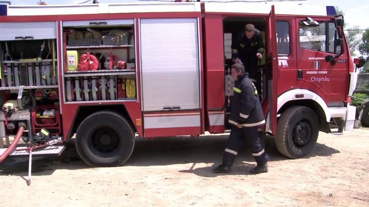 Worker hospitalized after blast in metal processing plant (photo)