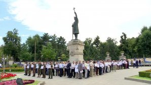 What's behind Chisinau flash-mob to ask apology from Jurnal TV
