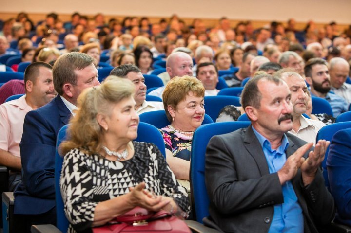 Vlad Plahotniuc in Nisporeni: Democratic Party has the strength and the responsibility to change develop Moldova