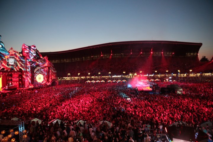 Almost 100.000 people attended UNTOLD festival at its third day (PHOTO)