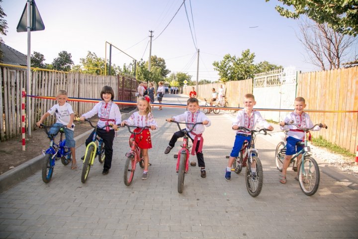 Good news for residents of Grozesti. The kindergarten was connected to gas pipeline