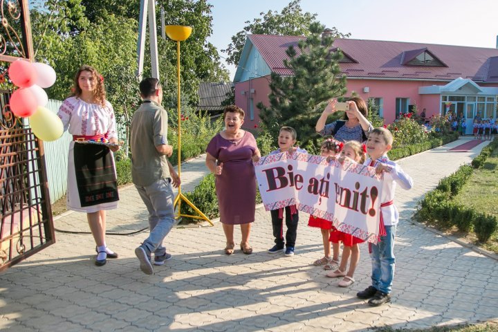 Good news for residents of Grozesti. The kindergarten was connected to gas pipeline