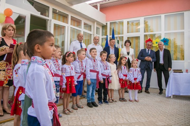 Good news for residents of Grozesti. The kindergarten was connected to gas pipeline