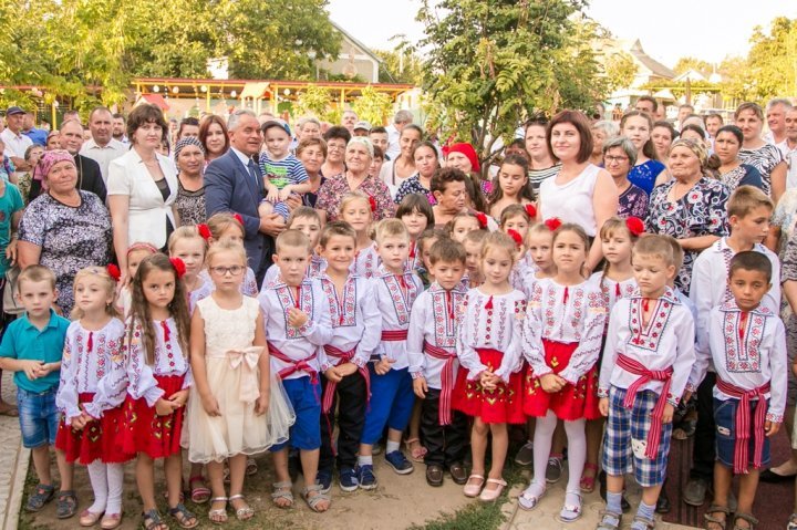 Good news for residents of Grozesti. The kindergarten was connected to gas pipeline