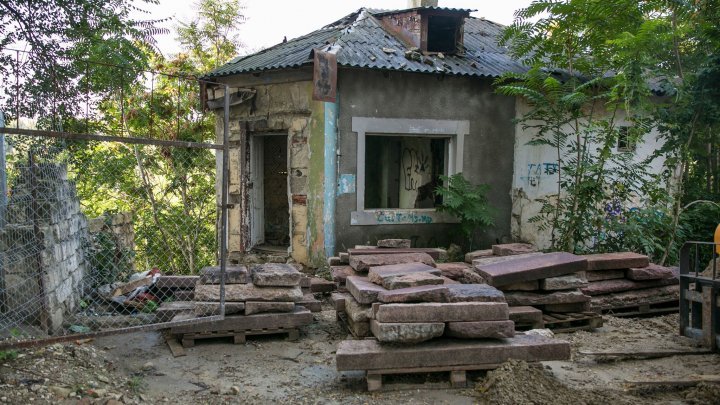 40% of stairs from Valea Morilor park have already been repaired (PHOTO REPORT)