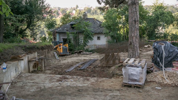 40% of stairs from Valea Morilor park have already been repaired (PHOTO REPORT)