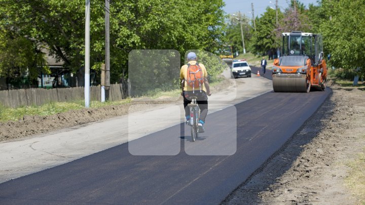 GOOD ROADS IN DONDUSENI. By the end of October, 27 km of roads will be put into operation