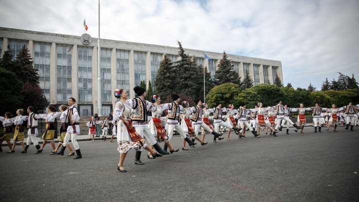 What surprises did authorities prepare this year for Chisinau's Day 