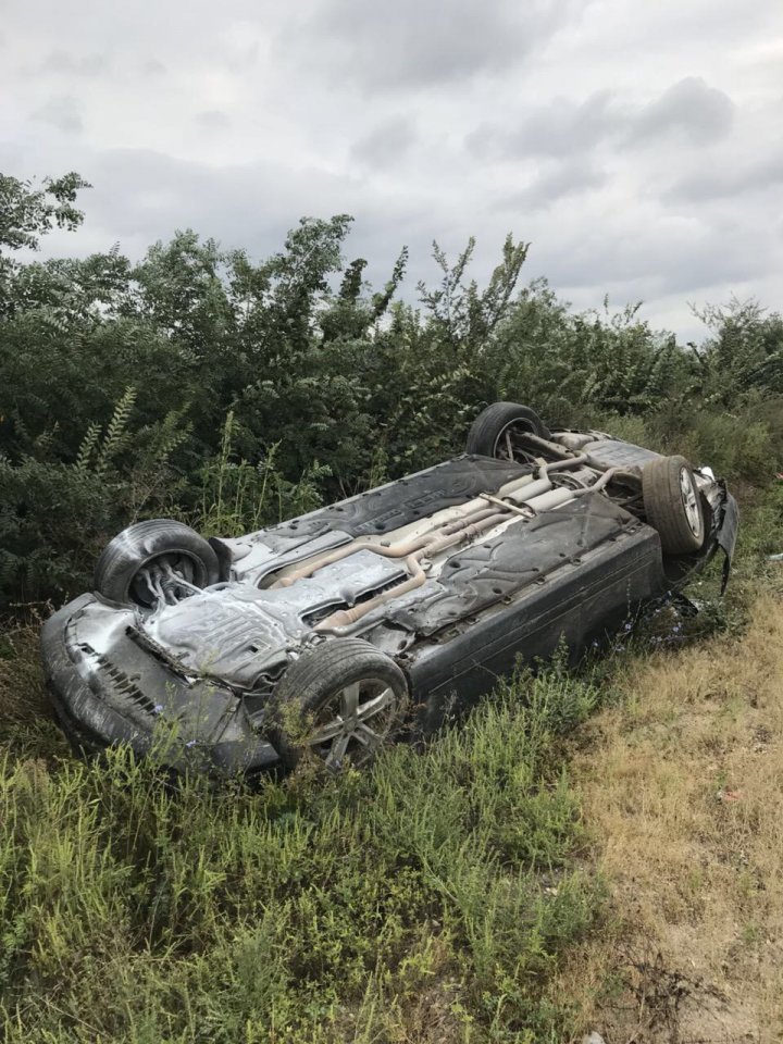 Presidential state cars involved in grave accident on Straseni-Calarasi road. President Igor Dodon transported to hospital (VIDEO/PHOTO)