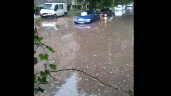It rains heavily in Chisinau! INP comes up with recommendations (PHOTO/VIDEO)