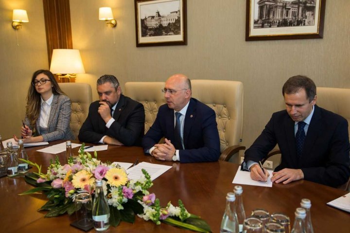 Pavel Filip held meeting with NATO Parliamentary Meeting president: Moldova is a neuter country, but this doesn't mean we want to be isolated