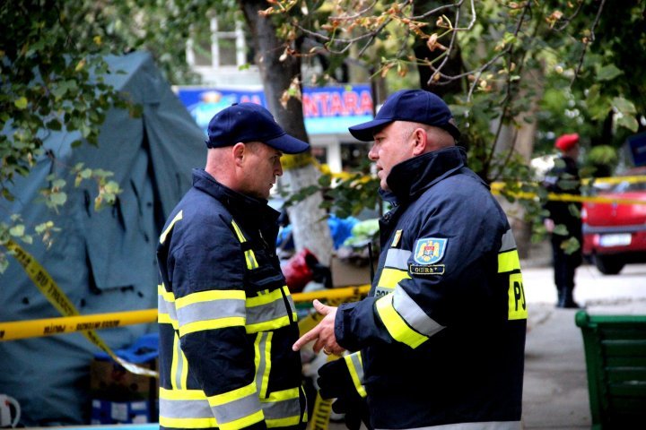 Terrifying images of explosion place. Rescues continue to work, while owners of the flats are desperate 