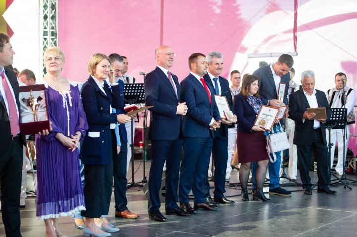 National Wine Day! Wine makers were awarded (PHOTO)