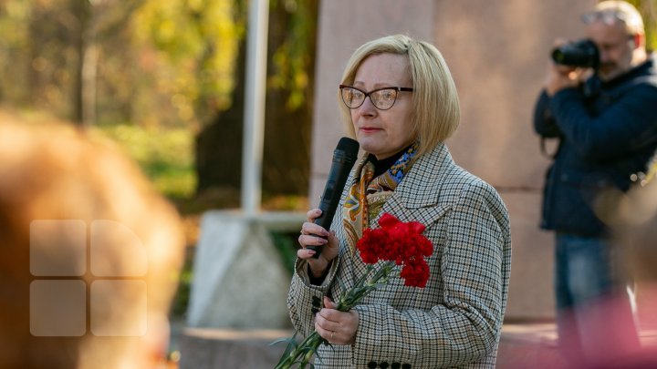 101 years have passed since October revolution. An event was organized in Chisinau (PHOTO REPORT)