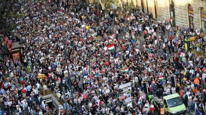 Security ahead of mass protest rally in Budapest