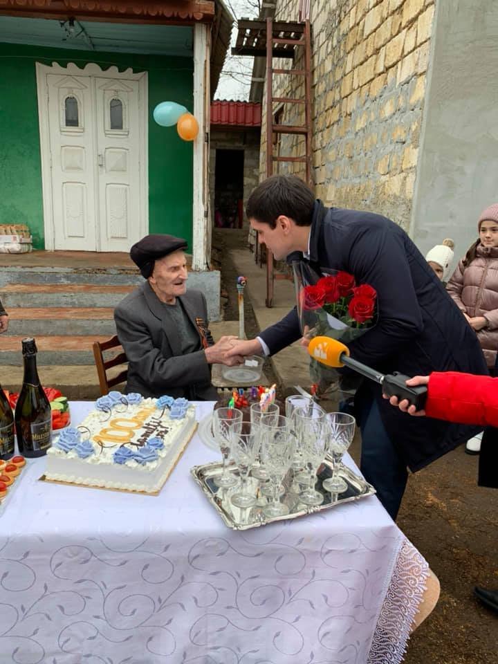 Richest Moldovan lives in Revaca. He turned 100. How big is his family