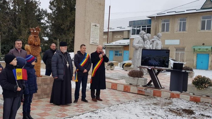 An alley was arranged at Causeni. Inhabitants of Mateevici village were glad for inauguration