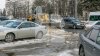 BLOCKED ACCESS! Drivers who parked their cars illegally tangle road workers