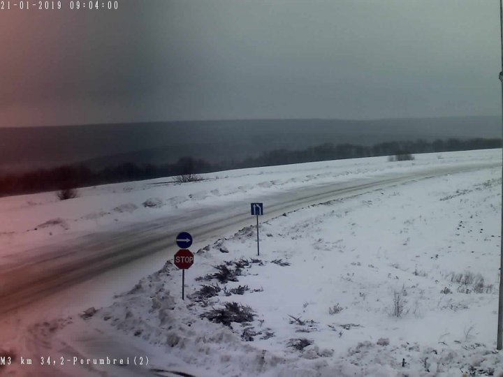 Attention drivers! Updated winter road conditions across Moldova 