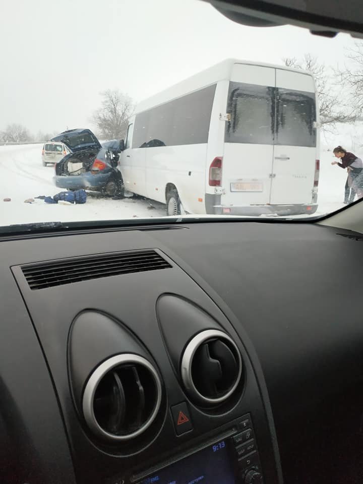 Accident near Chiperceni village. Three persons have been hospitalized (PHOTO)