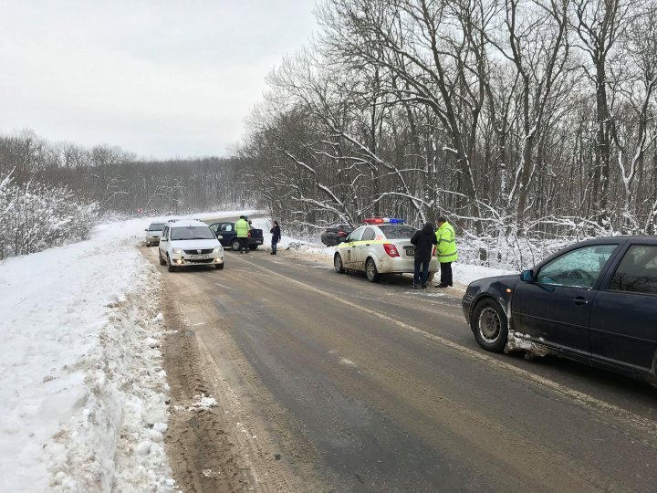 Grave accident on Chisinau-Hancesti road. Cars were violently hit (PHOTO)