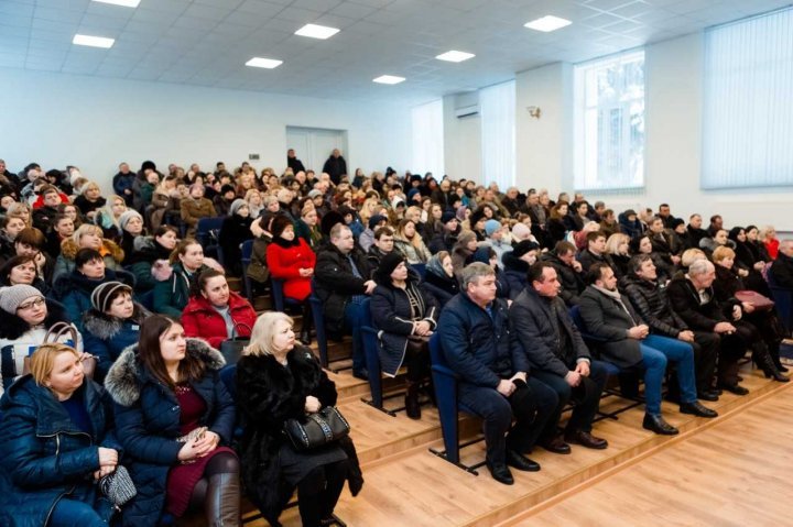 Democratic Party discussed with inhabitants from the north of Moldova about Government's achievements and the projects for the next four years