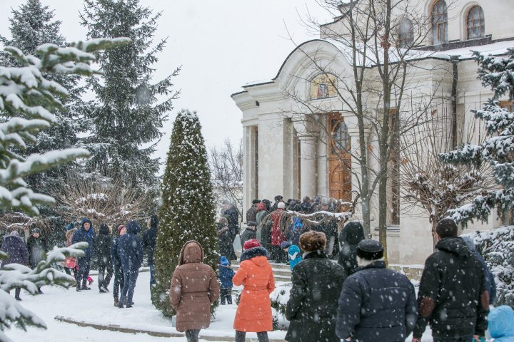 Christmas holiday at Curchi Monastery. The event was also attended by DPM leader, Vlad Plahotniuc