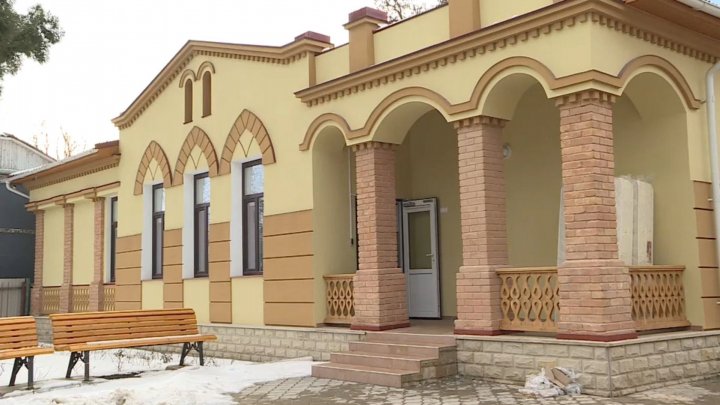 An old mansion in Soroca was restored and turned into a rehabilitation center