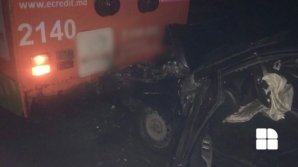 Grave accident in Capital. Car hit trolleybus, because its driver fell asleep 