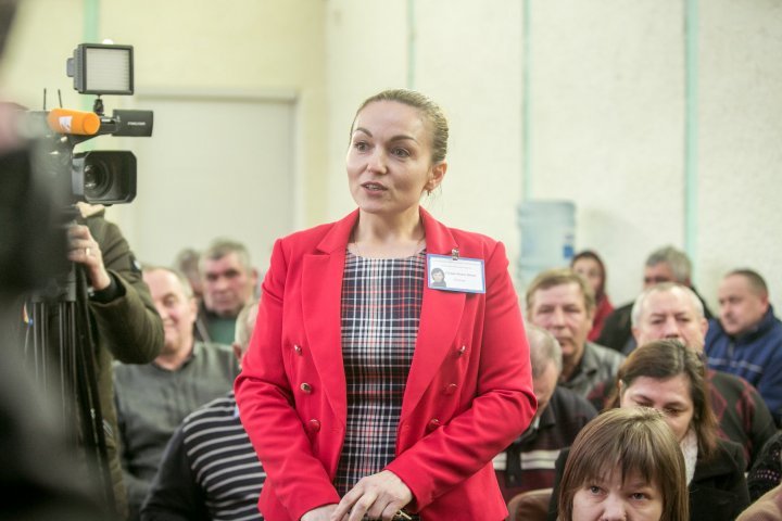 Vlad Plahotniuc at meeting with pupils and teachers in Nisporeni: System of vocational education to be reformed 