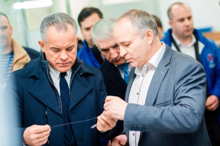 PDM delegation reached Fălești. Vlad Plahotniuc discussed with locals about new investments and new jobs 