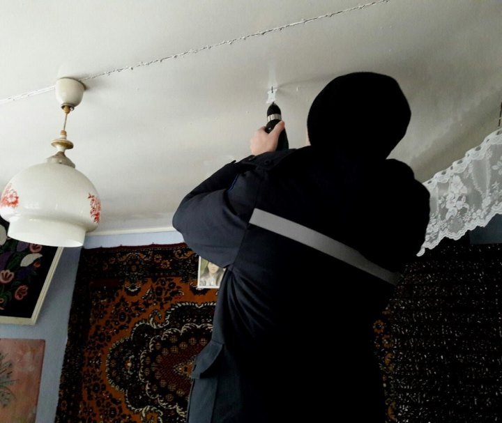 Campaign A house is protected, a life is saved: More free smoke alarms installed for Moldova's homes