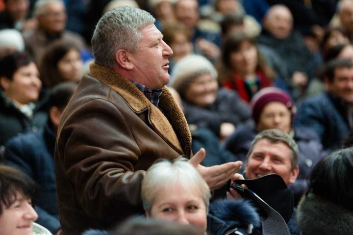 DPM caravan reached Soldanesti and Rezina. They talked about plans to create new jobs and support business environment