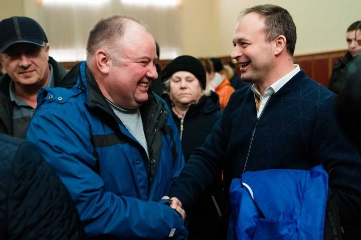 DPM caravan reached Soldanesti and Rezina. They talked about plans to create new jobs and support business environment