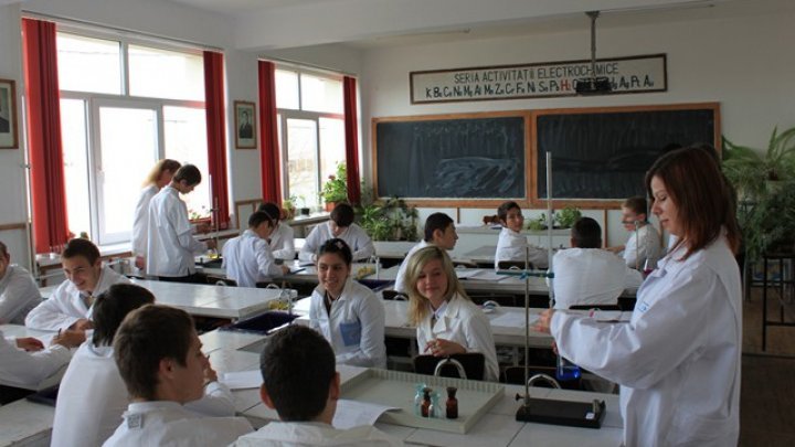 Good news for pupils. Chemistry and biology laboratories will be renovated 