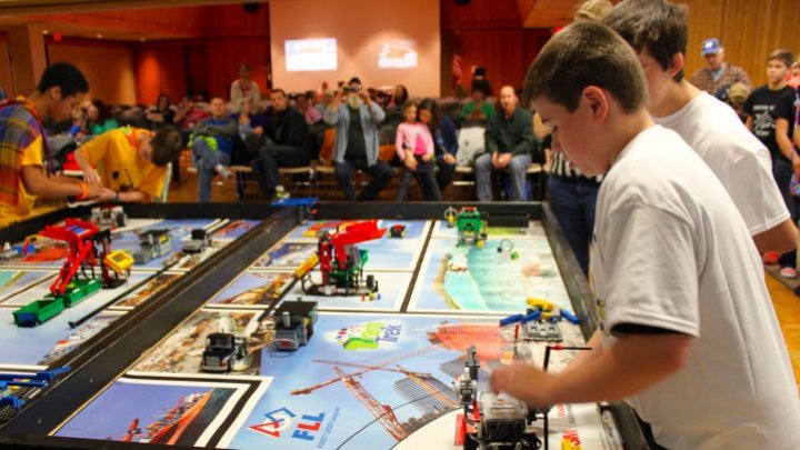 First Lego League. Over 500 children participated at lego competition