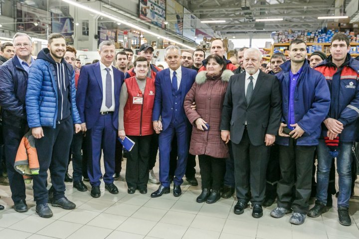 Vlad Plahotniuc paid visit to Chisinau companies to observe fiscal reforms adopted by Government 