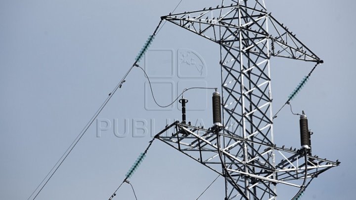 Fatal end to alleged game in Orhei: Man killed after throwing stone with cable over trees along high voltage electricity