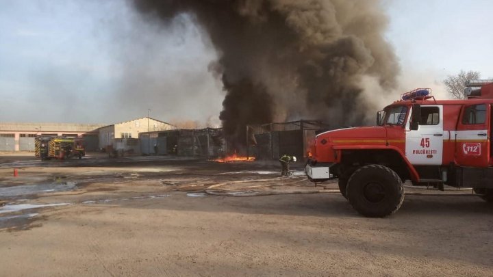 Blaze at warehouse with diesel and used tires. What cause police ascertain 