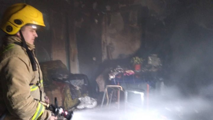 Terrible moments at Cornesti. A man burnt alive in his own house