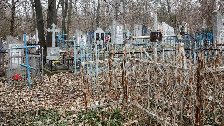 Cleaning across cemeteries set off in Capital 