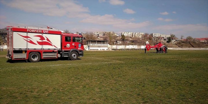 The 3rd SMURD aeromedical operation to transport seriously ill patient to hospital (photo)