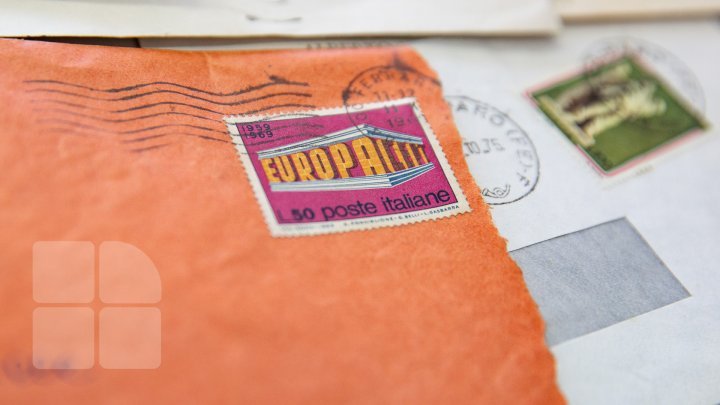 Impressive stamp collection of Moldova State University teacher (PHOTO REPORT)